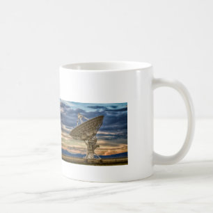 Mycket stor array som sol-uppsättningar kaffemugg