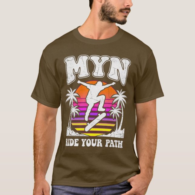 MYN // RIDE YOUR PATH RETRO SKATE TEE (Framsida)