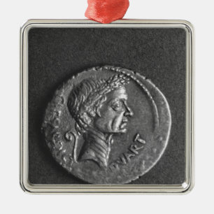 Mynta med ett porträtt av Julius Caesar Julgransprydnad Metall