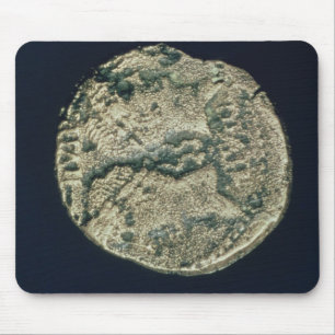 Mynta med huvud av Julius Caesar och Augustus Musmatta