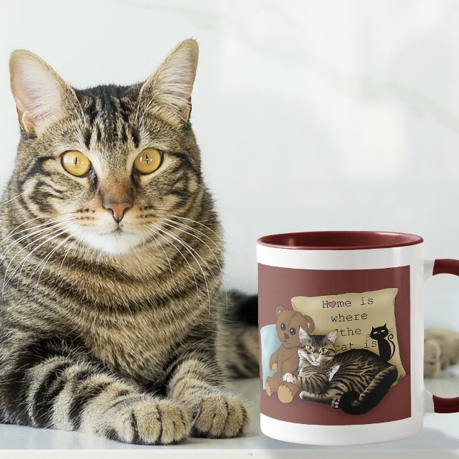  mysig burgunderfärgad hem för nyckfull tabbykatt mugg (Skapare uppladdad)