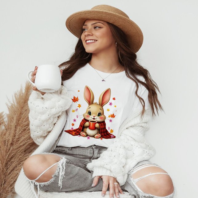  mysig höstdesign: Kanin som njuter av kaffe filt T Shirt (Skapare uppladdad)