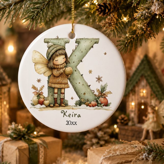  mysig jul för sagans initial bokstav som personli julgransprydnad keramik (Skapare uppladdad)