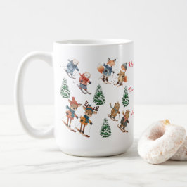 mysig kopp med Cozy Critters som åker skidor