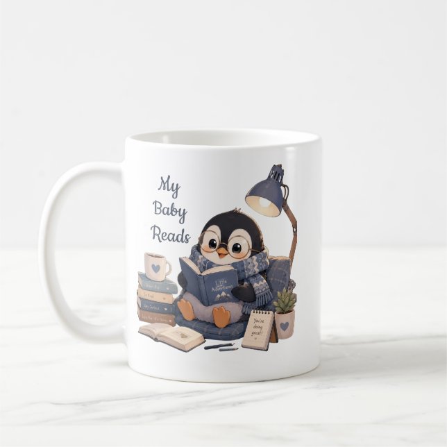  mysig pingvin som läser bok kaffemugg (Vänster)