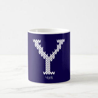 mysig stickad alfabetbokstav Y Kaffemugg