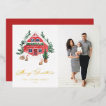 Mysiga Watercolor Winter Cottage God jul<br><div class="desc">God Jul! Skicka varma julhälsningar till familj och vänner med det här anpassadet guld-julkort. Den har en vattentät röd julstuga med en viskös underlandsplats på vintern. Anpassa det här färgfotojulkortet genom att lägga till egna detaljer. Detta mysiga julklapp finns på andra kartonger.</div>