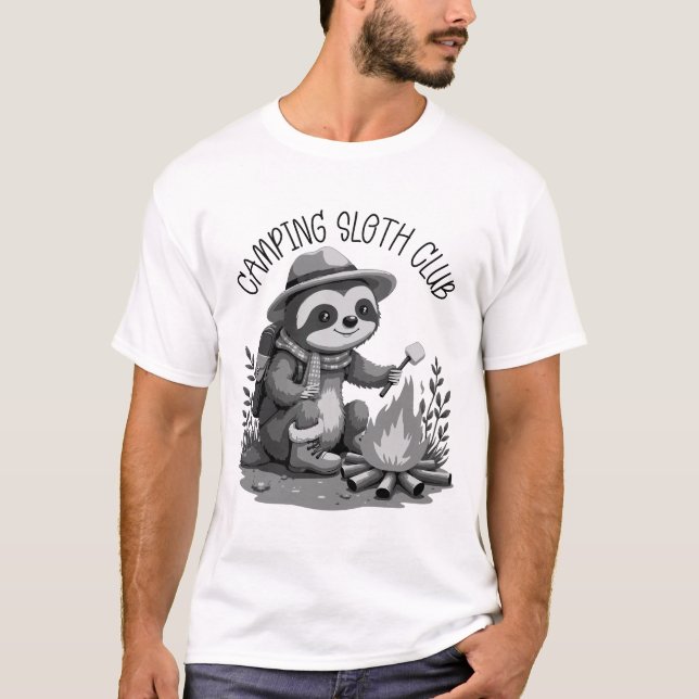 Mysigt Camping Sloth Rosting Marshmallow Äventyr T Shirt (Framsida)