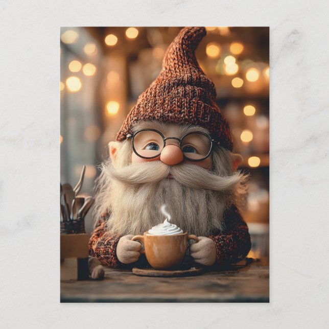 Mysigt Gnome Enjoying a Kopp of Hett Cocoa Vykort (Framsida)