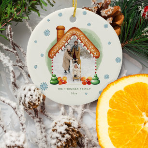 Mysigt julgringerbröd House Photo Helgdag Julgransprydnad Keramik