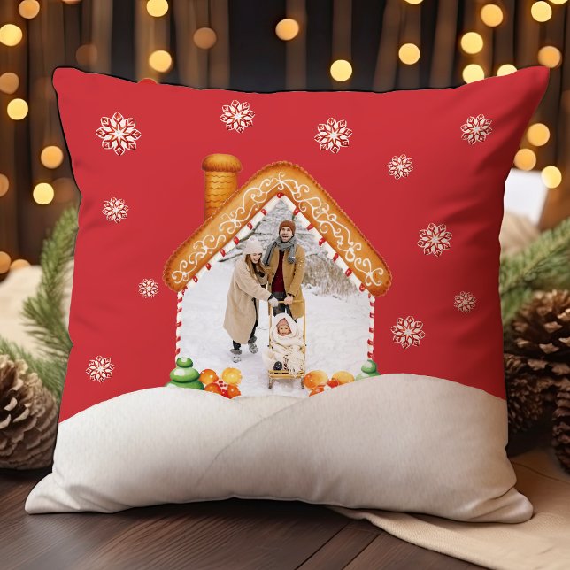 Mysigt julgringerbröd House Photo Helgdag Kudde (Cozy Christmas Gingerbread House Photo Holiday Throw Pillow)