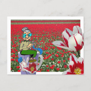 Mysigt Knitting Woman på vykort för Tulips Mugg