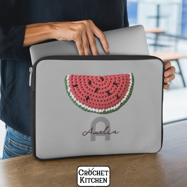 Mysigt krochet Watermelon Fruit Aesthetic Monogram Laptop Fodral (Skapare uppladdad)