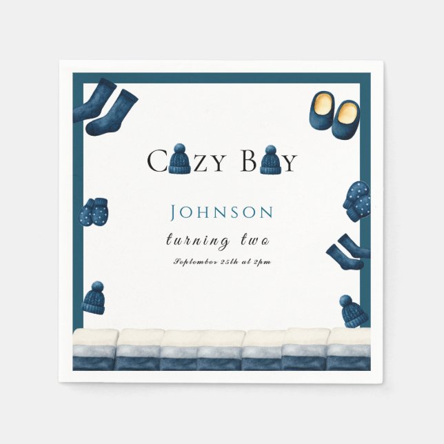 mysigt sommarpojke som vrids två pappersservett (Framsidan)