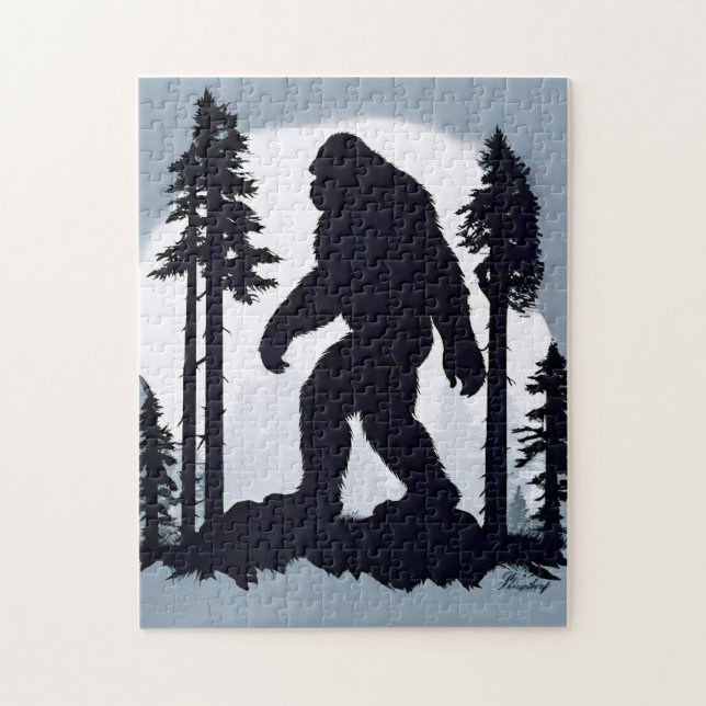 Mysterisk Bigfoot Silhouette i Moonlight Forest Pussel (Vertikal)
