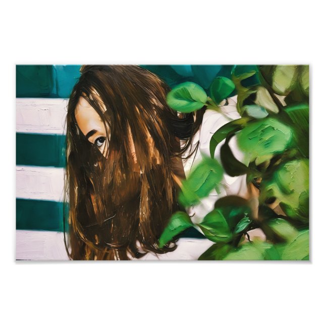 Mysterisk kvinnlig genomgång genom Grönt Foliage Fototryck (Framsidan)