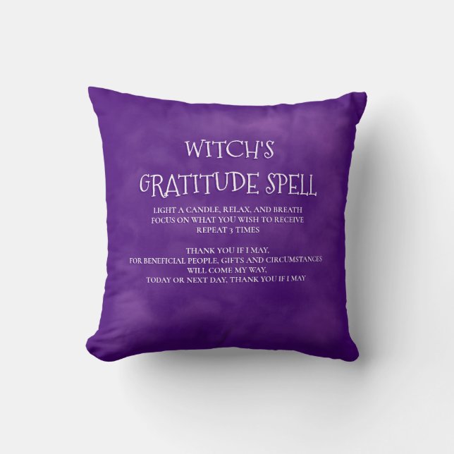 Mystic Fog Lila Witch Gratitude Spell Kudde (Framsida)