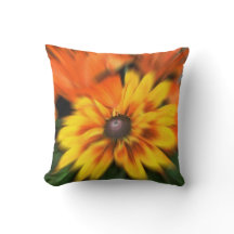 Mystic Gult Flower