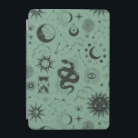 Mystic Kundalini Mönster iPad Mini Skydd<br><div class="desc">Tryck in i kosmisk energi med den förtjusande utformningen av mönster som innehåller serpent,  celestial-kroppar,  det allseende öga och gamla symboler. Om du ställer in dig mot en lugnande grönt framkallar den här svartkonsten på färg mysticism,  astrologi och helig feminin. Perfekt för älskare av andlig,  boho och esoterisk estetik.</div>