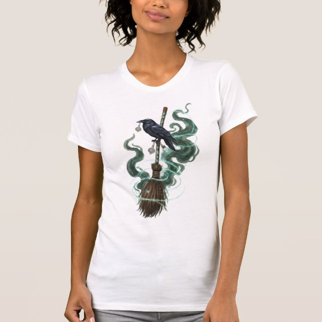Mystic Raven & Broomstick T-Shirt - Släpp loss dit (Framsida)