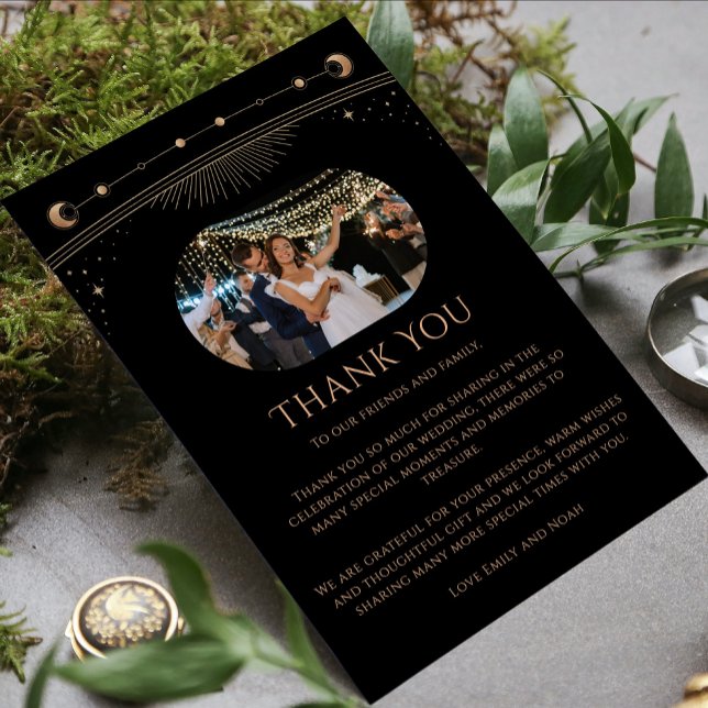 Mystical Chic Black Guld Star Måne Photo Bröllop Tack Kort (Skapare uppladdad)