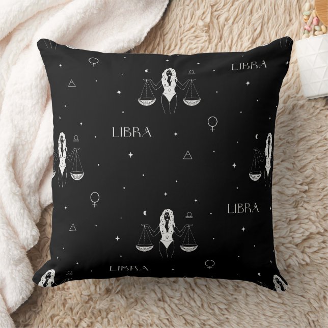 Mystical Libra Zodiac Pattern in Black and White Kudde (Filt)