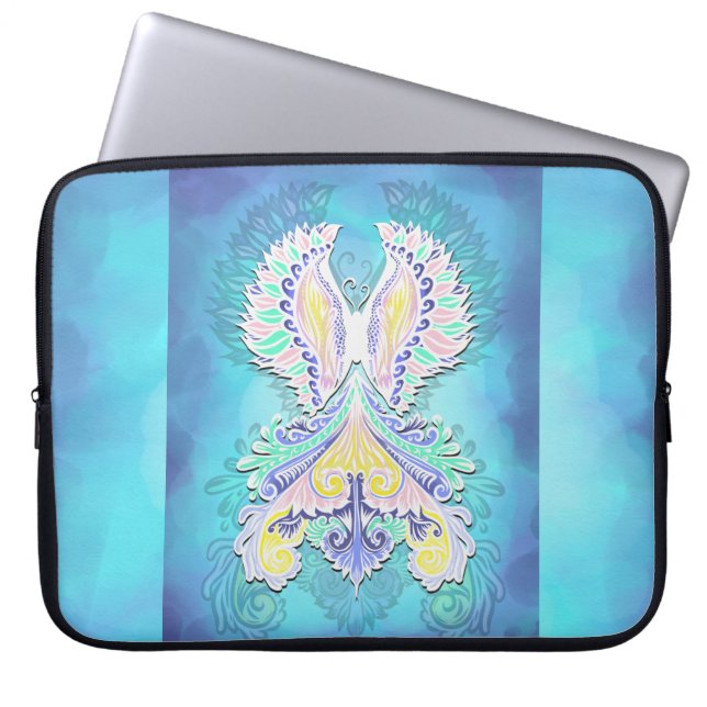 Mystical Pastel Butterfly | Etheral Boho Fantasy Laptop Fodral (Framsidan)