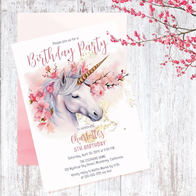 Mystical Unicorn Blommigt Girl Femte Födelsedagsfe Inbjudningar (Unicorn Mythical Creature and Pink Cherry Blossom Floral 5th Birthday Party Invitation)