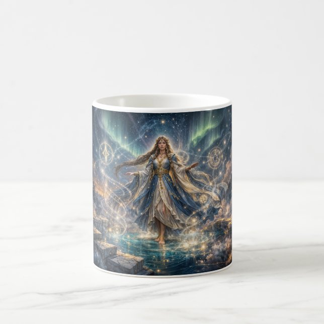 Mystisk Celestisk Häx-kopp – Gyllene Fantasy Kaffemugg (Center)