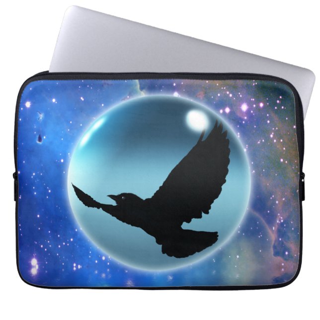 Mystisk flygande Kråka och Orb Laptop sleeve (Framsidan)