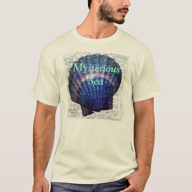 Mystisk havsT-tröja med ett snäckskal Tee Shirt (Framsida)