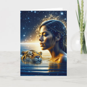 Mystisk kvinna som simmar med tiger kort