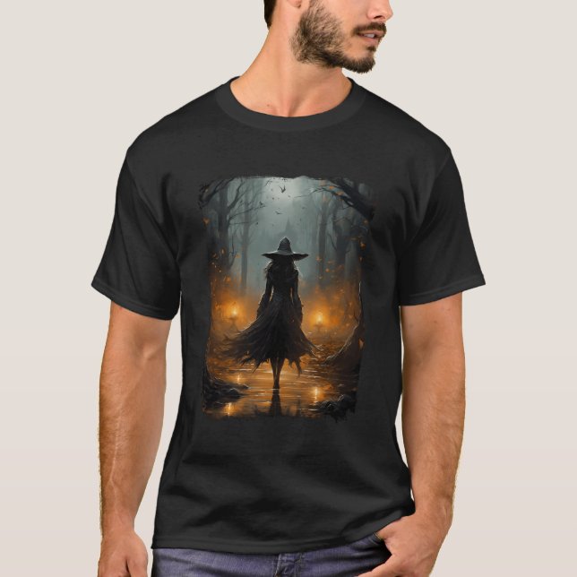 Mystiskt väska som går genom skogen Halloween Goth T Shirt (Framsida)