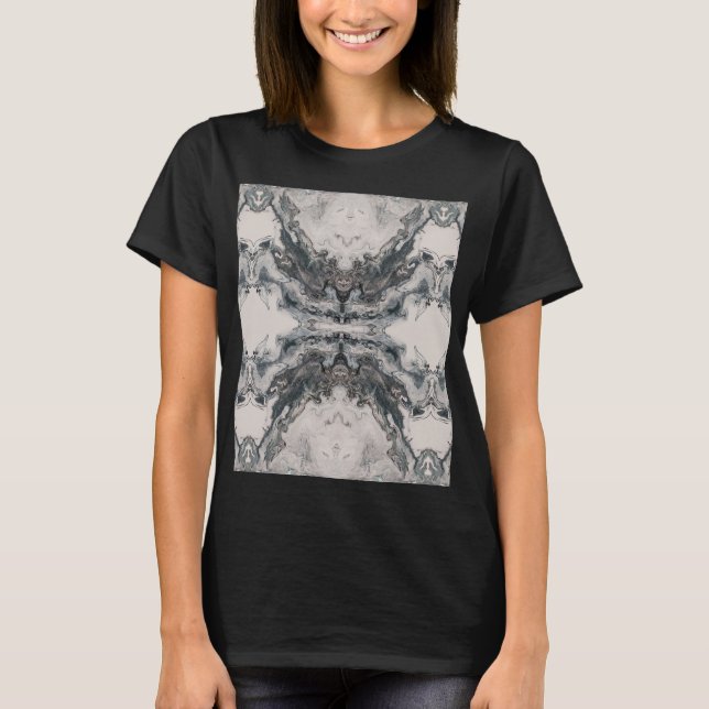 Myt född av sten – Symmetrisk mörklandskap T Shirt (Framsida)