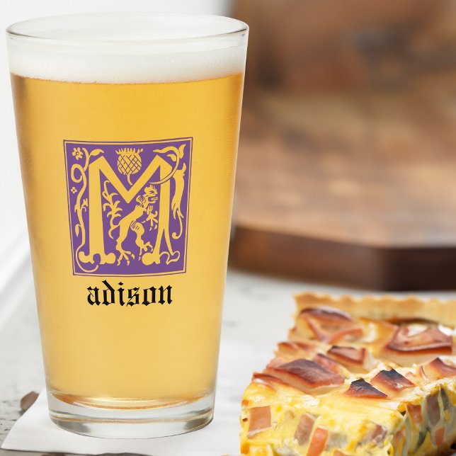 Mythic Creatures Decorative Capital M Glaskopp (Skapare uppladdad)