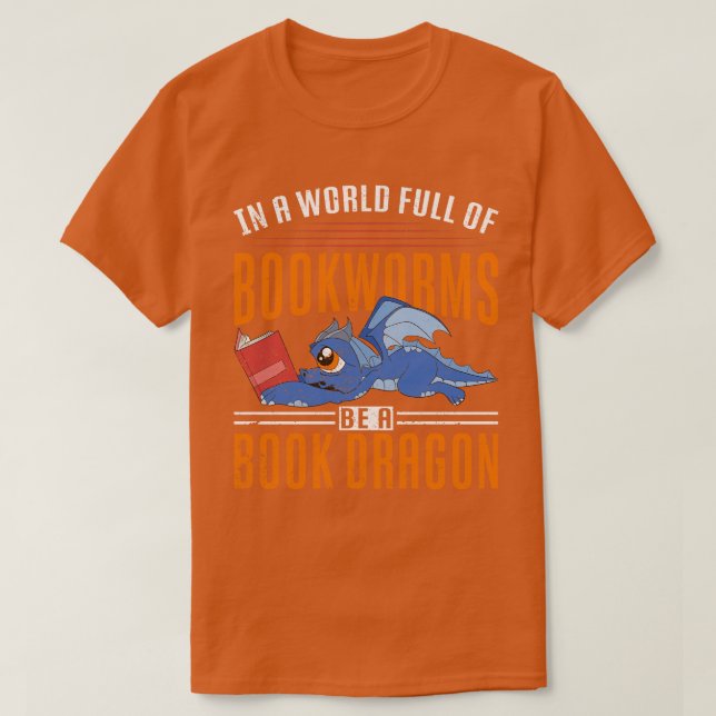 Mythical Animal Bookworm Reading Funny Bok Dragon T Shirt (Design framsida)