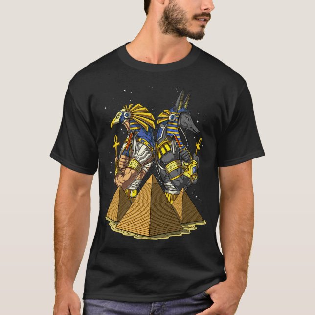 Mythology för pyramider för egyptiska gudar för t shirt (Framsida)