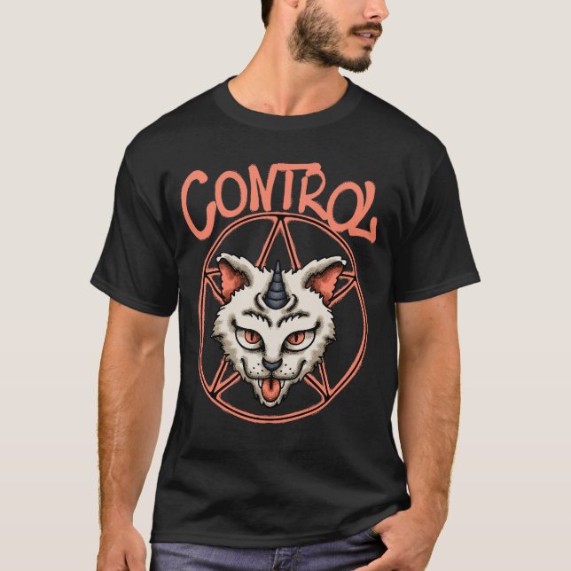 Mytisk katt huvud streetwear  t shirt (Framsida)