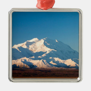 N.A., USA, Alaska. Mt. McKinley i Denali Julgransprydnad Metall