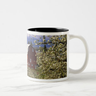 N.A., USA, Oregon, Hood River County. Röd Två-Tonad Mugg