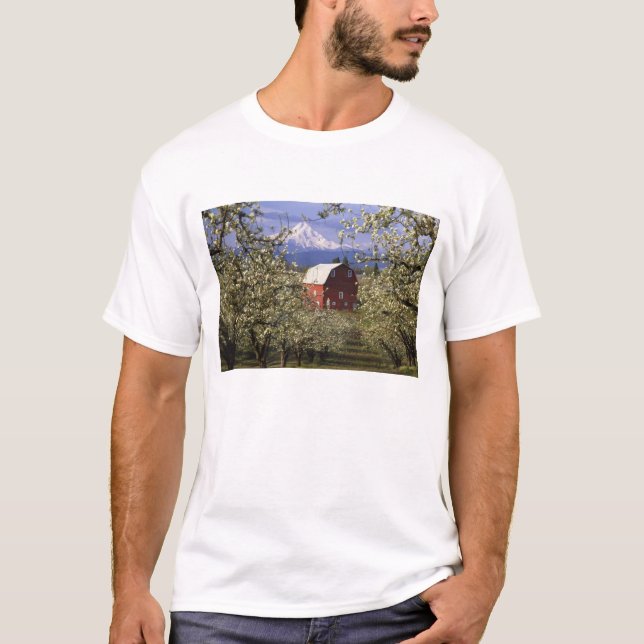 N.A. USA, Oregon, Hood River County. Rött T-shirt (Framsida)