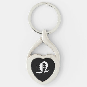 "N" Svart Hjärtnyckelring Twisted Heart Silverfärgad Nyckelring