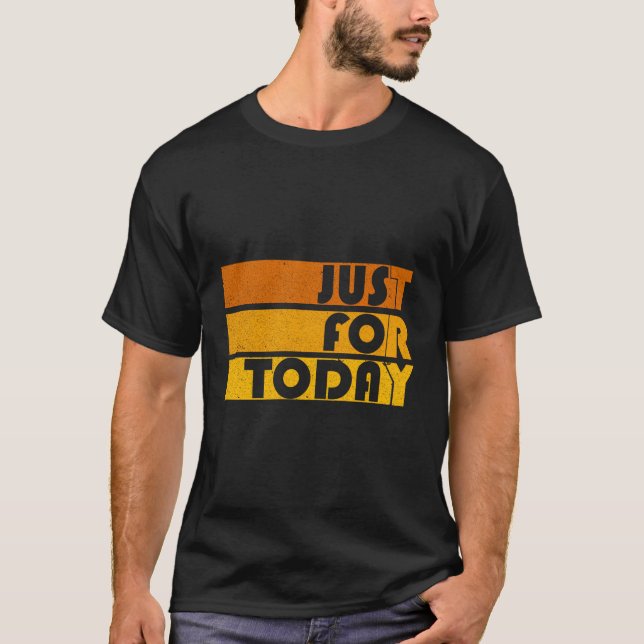 Na just för dagens sociala årsdag - återhämtning t shirt (Framsida)