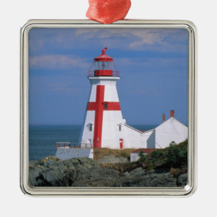 NA, Kanada, New Brunswick, Campobello Island. Julgransprydnad Metall