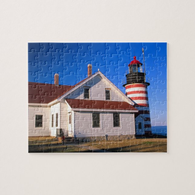 NA, USA, Maine.  West Quoddy fyr i närheten Pussel (Horisontell)