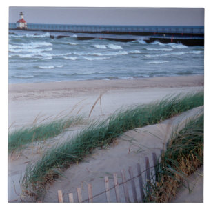 NA, USA, Michigan, Berrien County, St. Joseph, Kakelplatta