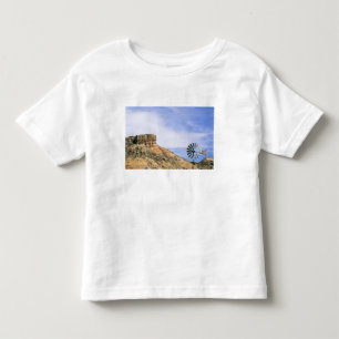 NA, USA, Texas Vindkraftverk och klippor i Palo Du Tee Shirt