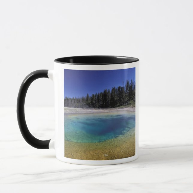 NA, USA, Wyoming, Yellowstone National Park. 2 Mugg (Vänster)