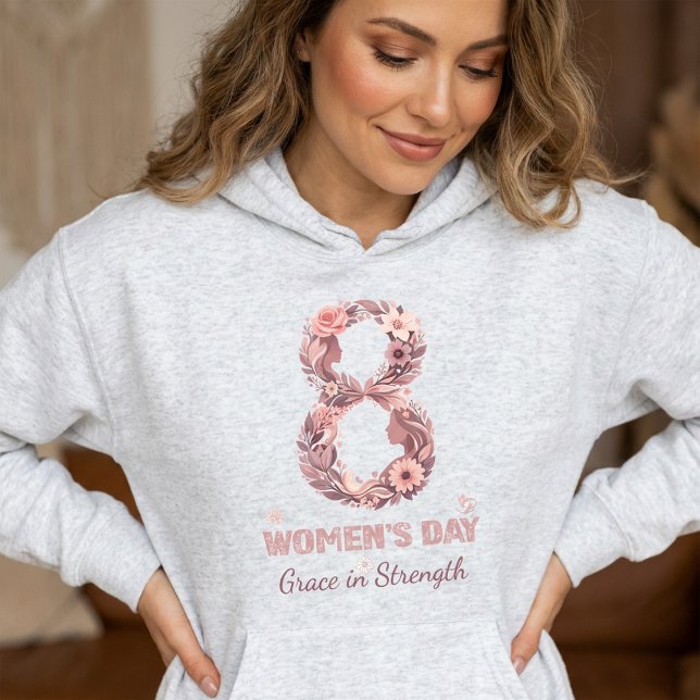 Nåd i styrka Kvinnodagen blommor 8 mars T Shirt (Skapare uppladdad)