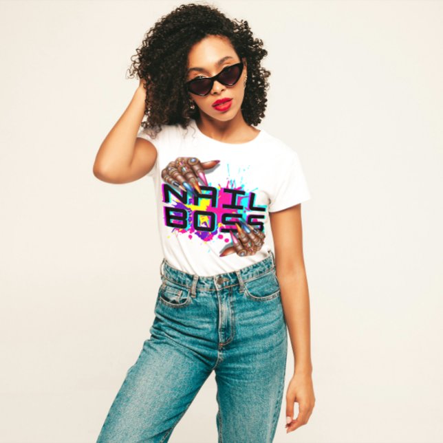 ’Nagel Chef’ Bold Beauty Tech T Shirt (Skapare uppladdad)